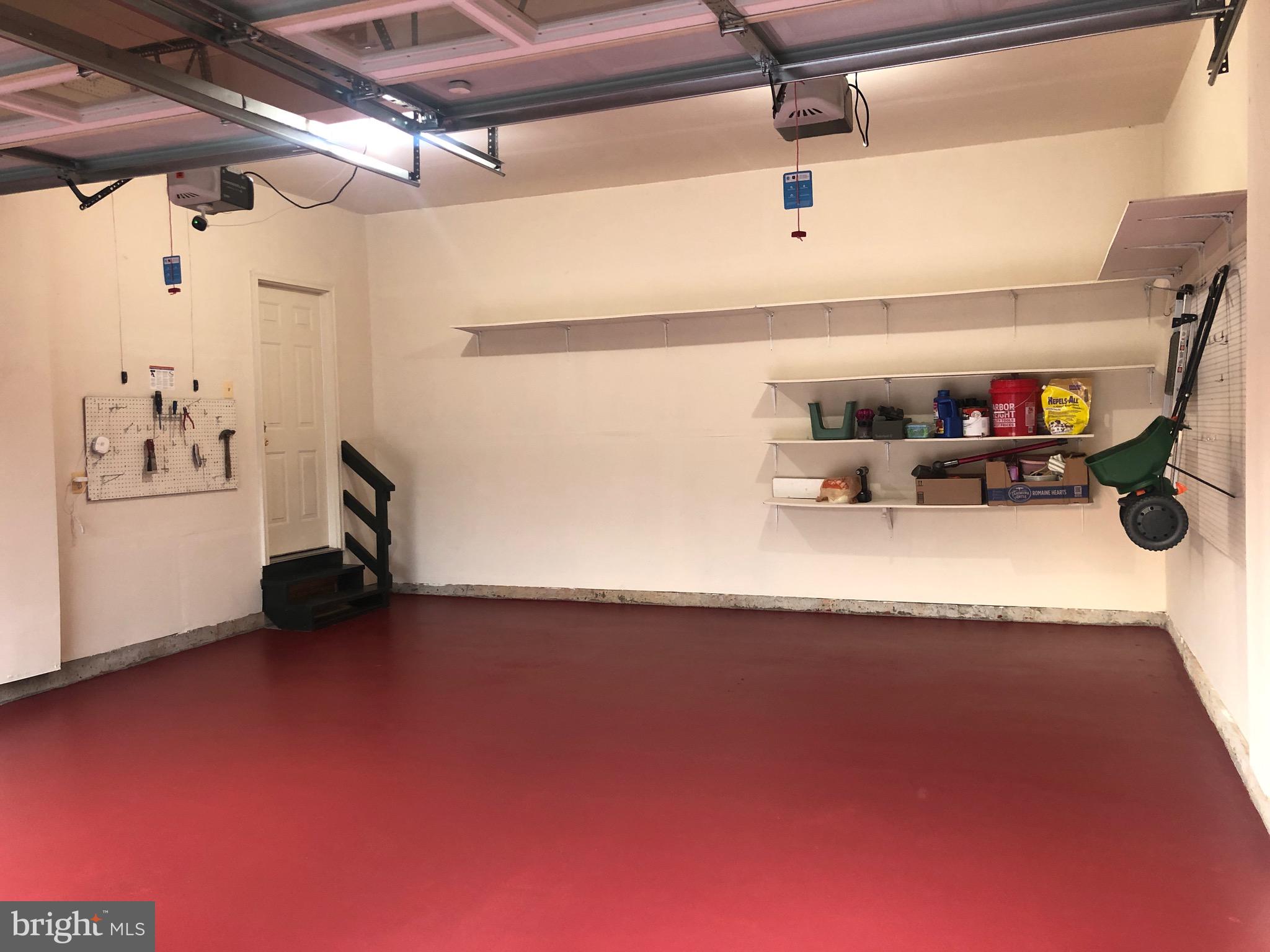 FRANKLIN CORNER - Residential