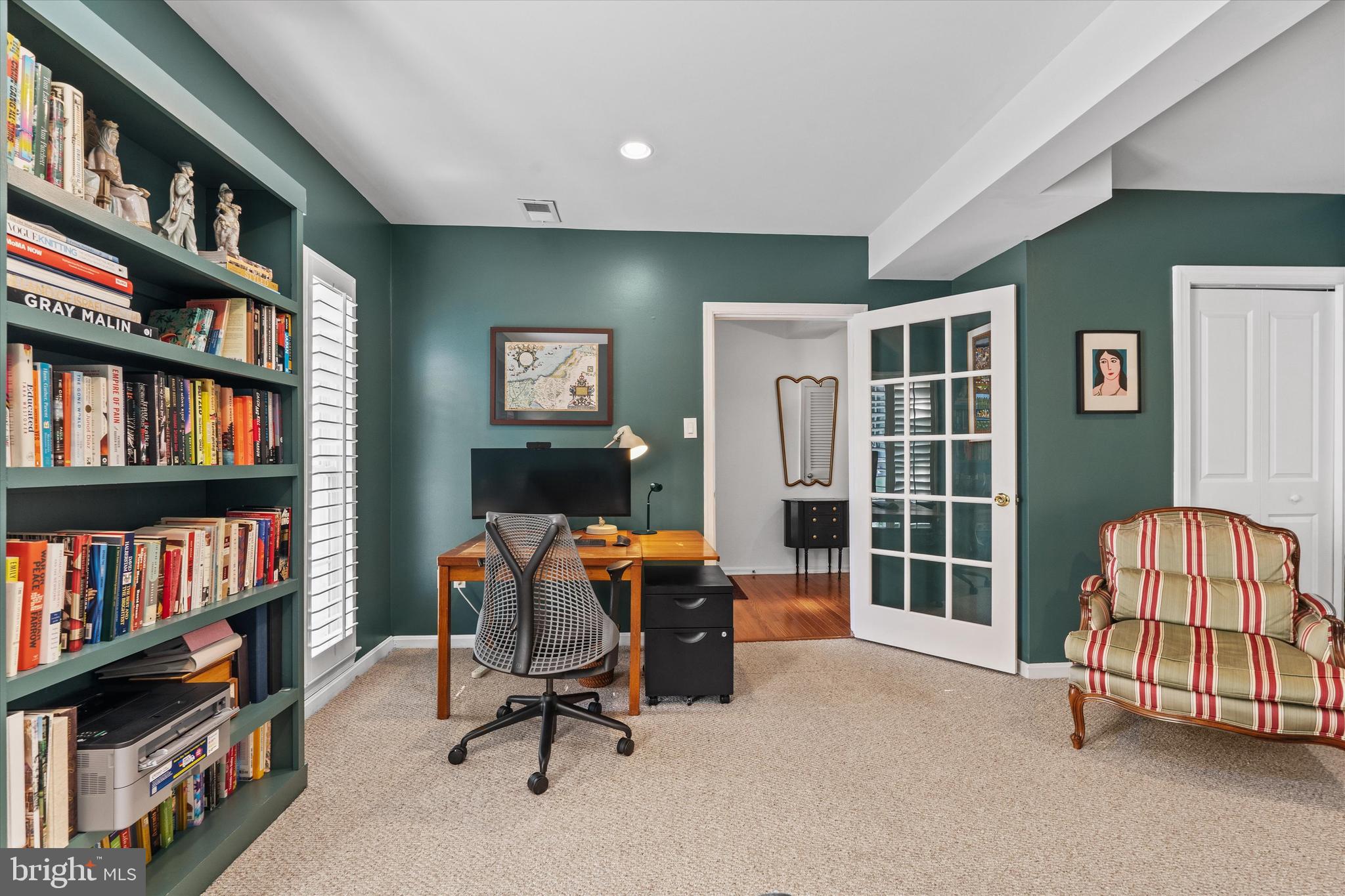 KINGS MANOR TOWNE HOUSES - Residential Lease