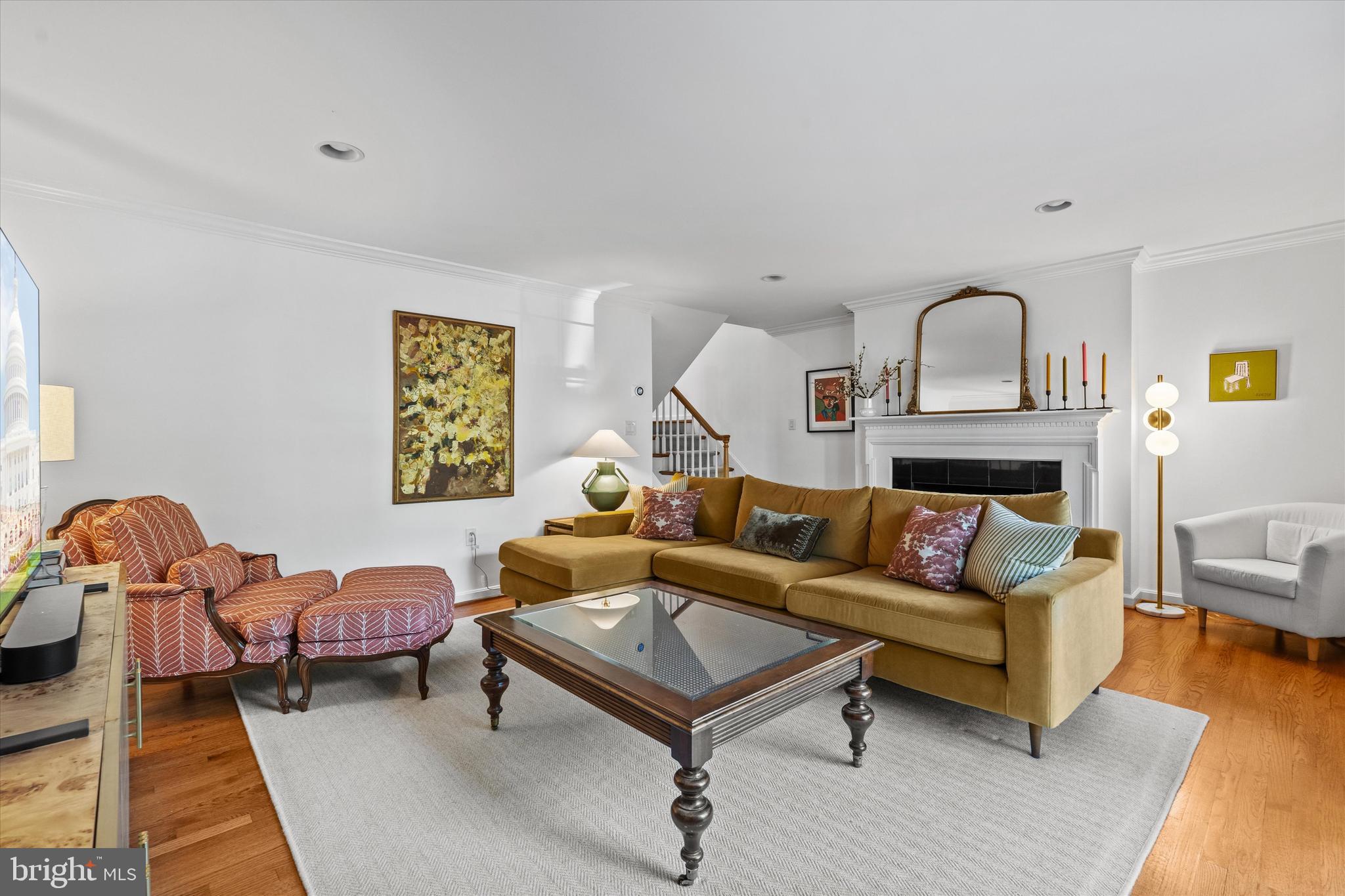 KINGS MANOR TOWNE HOUSES - Residential Lease