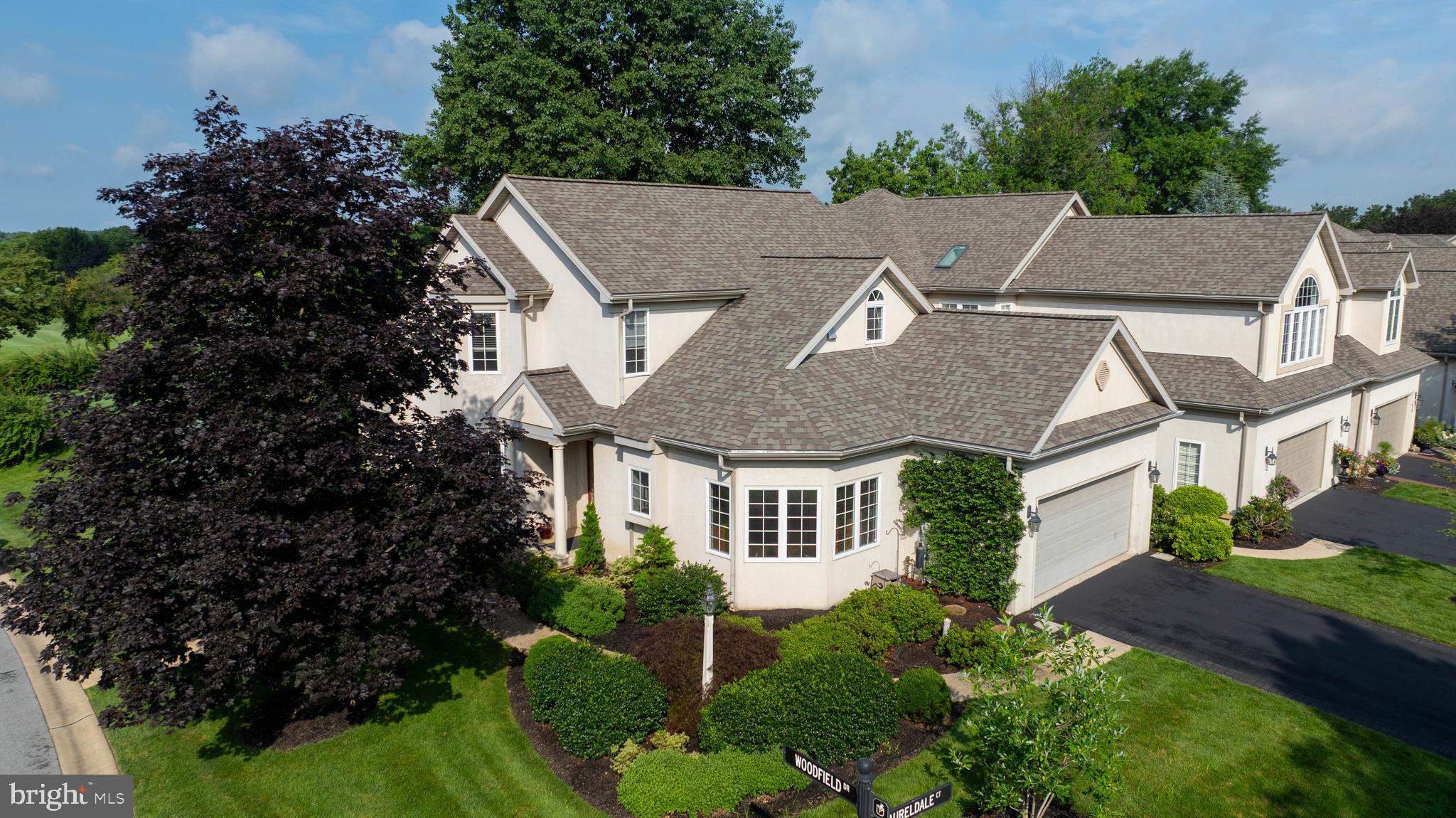 1028 LAURELDALE DRIVE