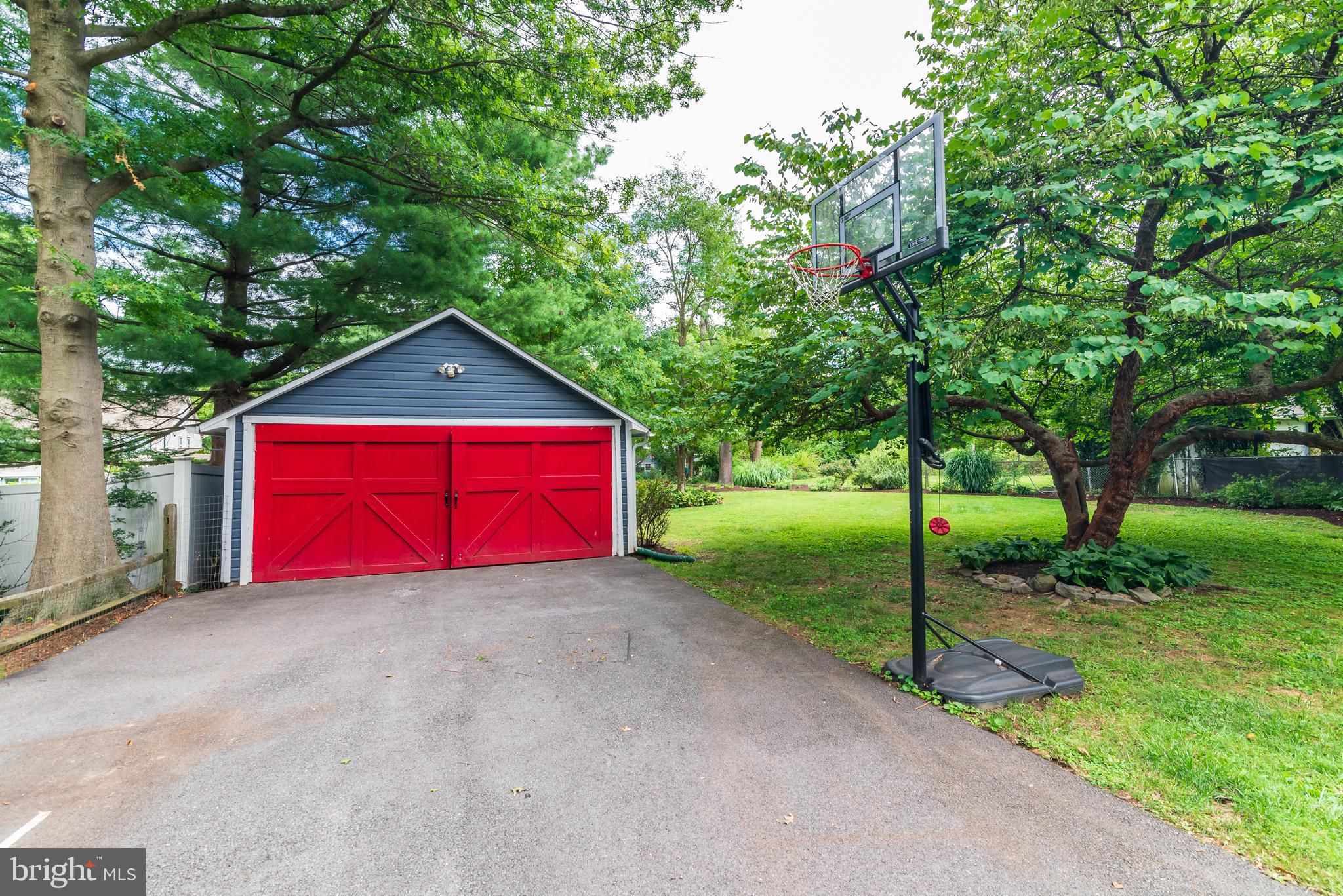 WEST END PARK - Residential