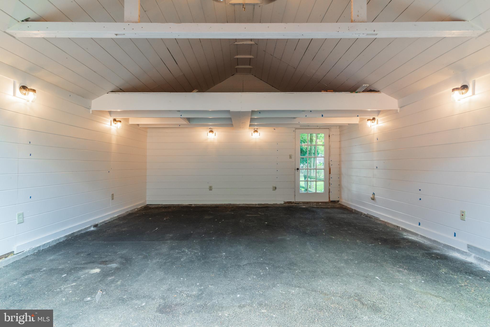 WEST END PARK - Residential