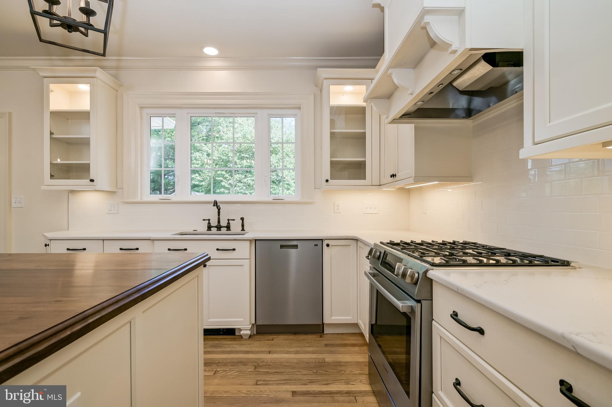 WEST END PARK - Residential