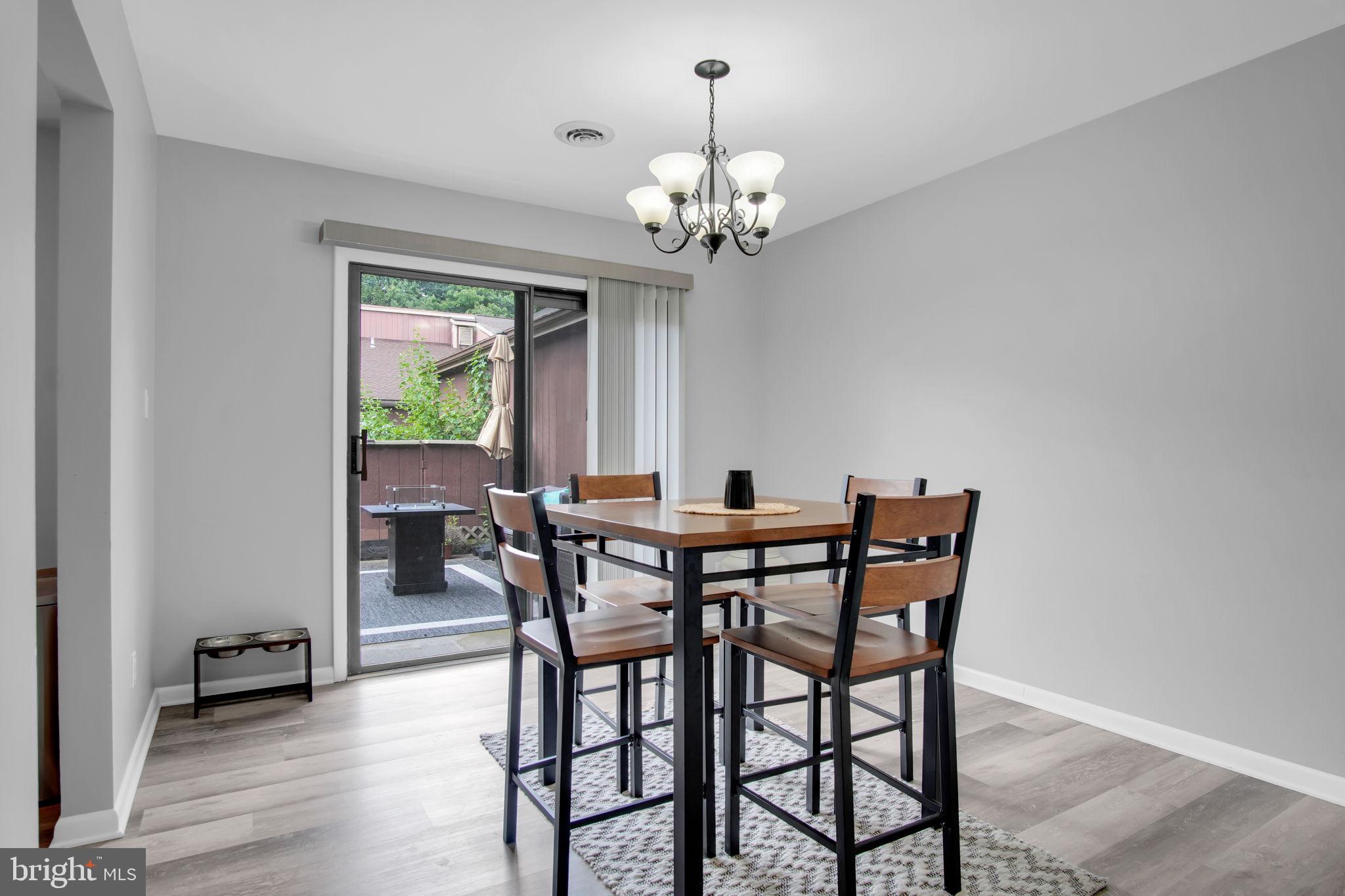 223 LEE COURT