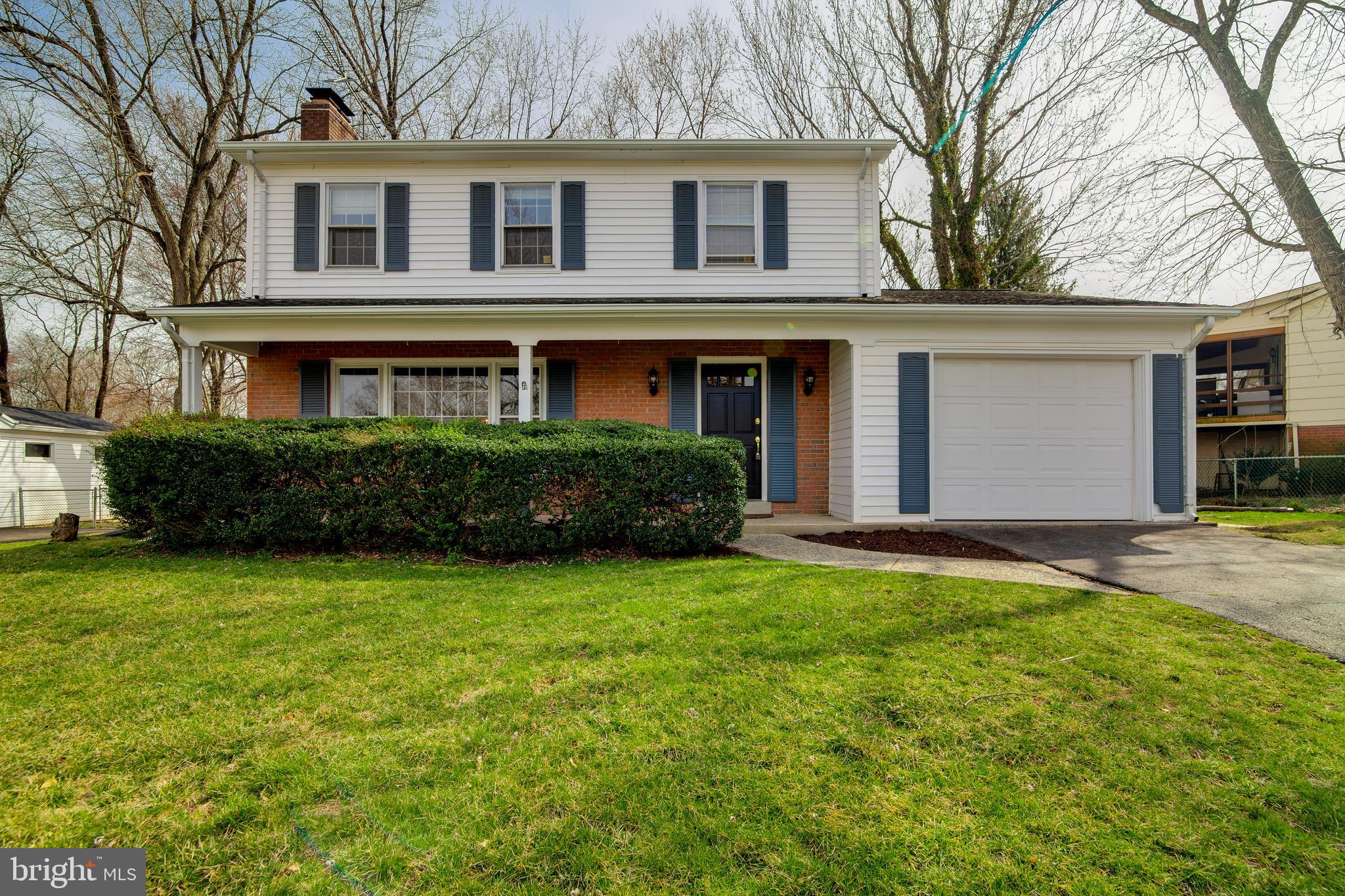 HAYFIELD FARM - Residential