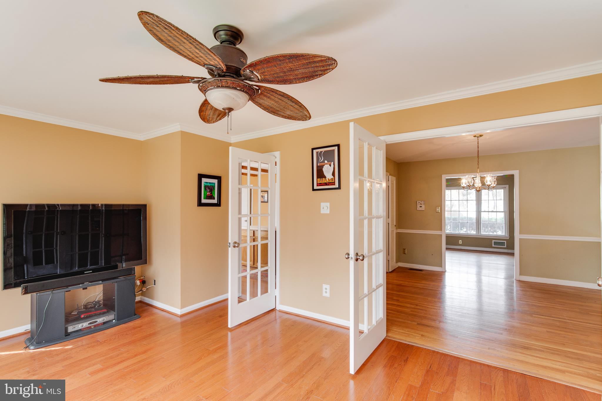 HAYFIELD FARM - Residential