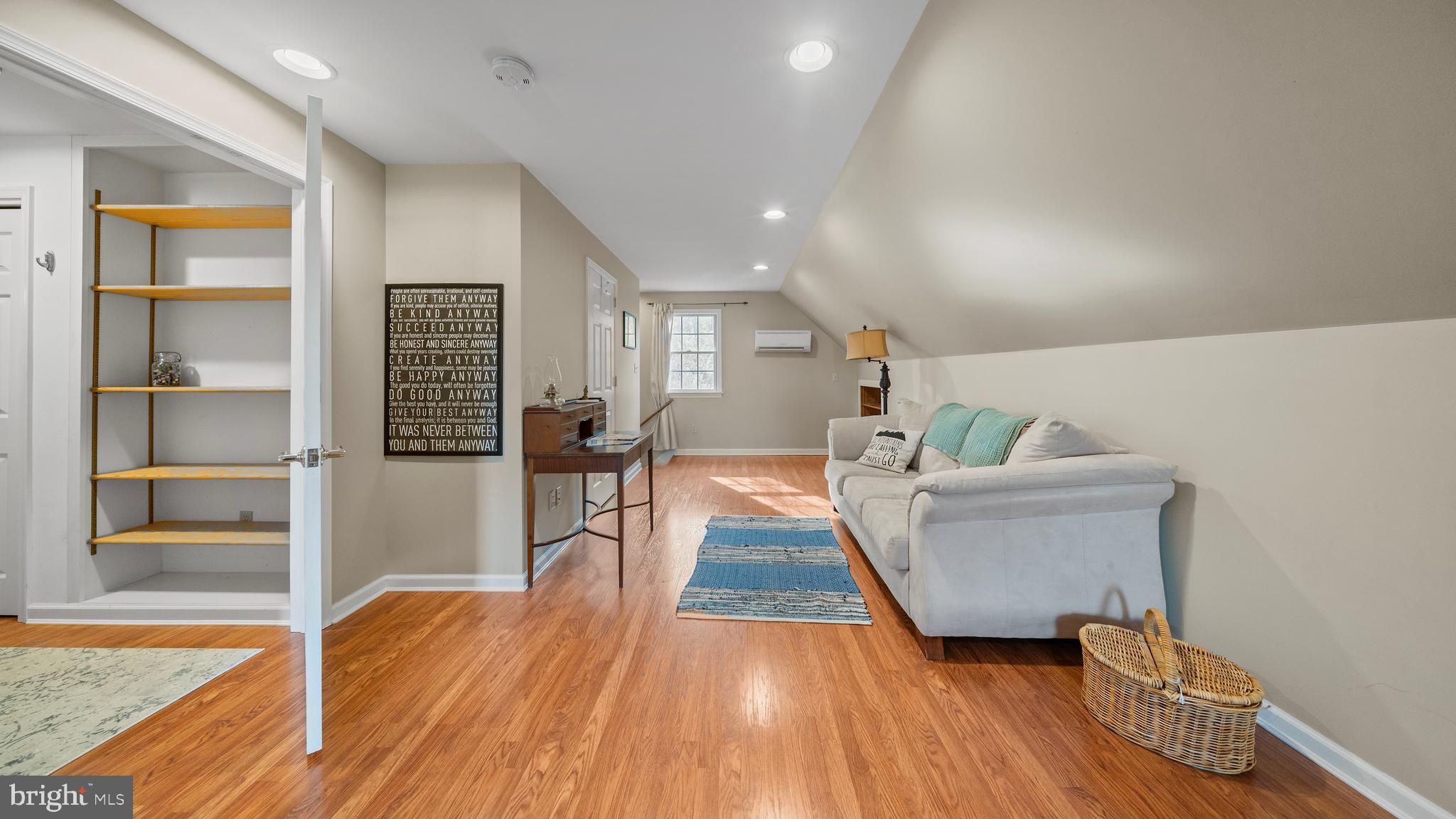 COULBOURNE MILL VILLAGE - Residential