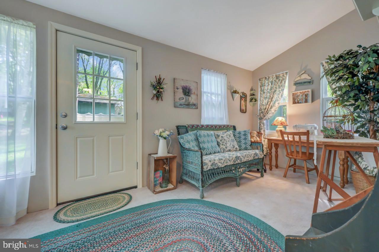 TOWAMENSING TRAILS - Residential