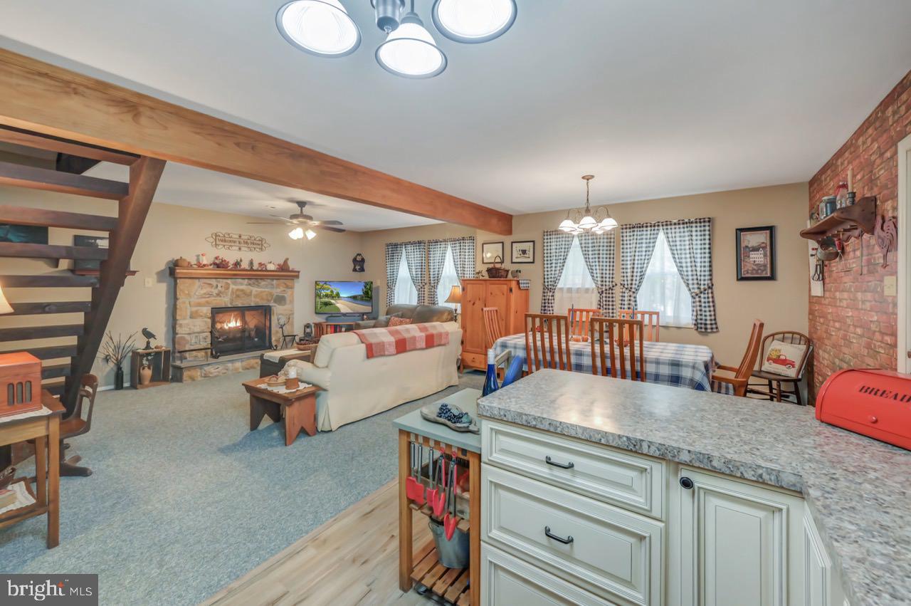 TOWAMENSING TRAILS - Residential