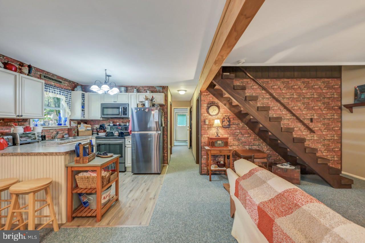 TOWAMENSING TRAILS - Residential