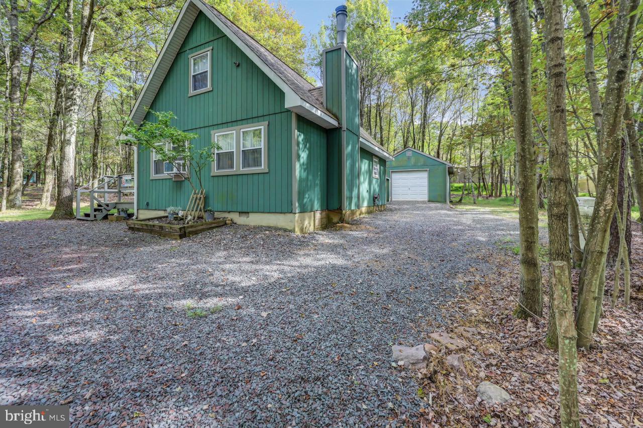 TOWAMENSING TRAILS - Residential