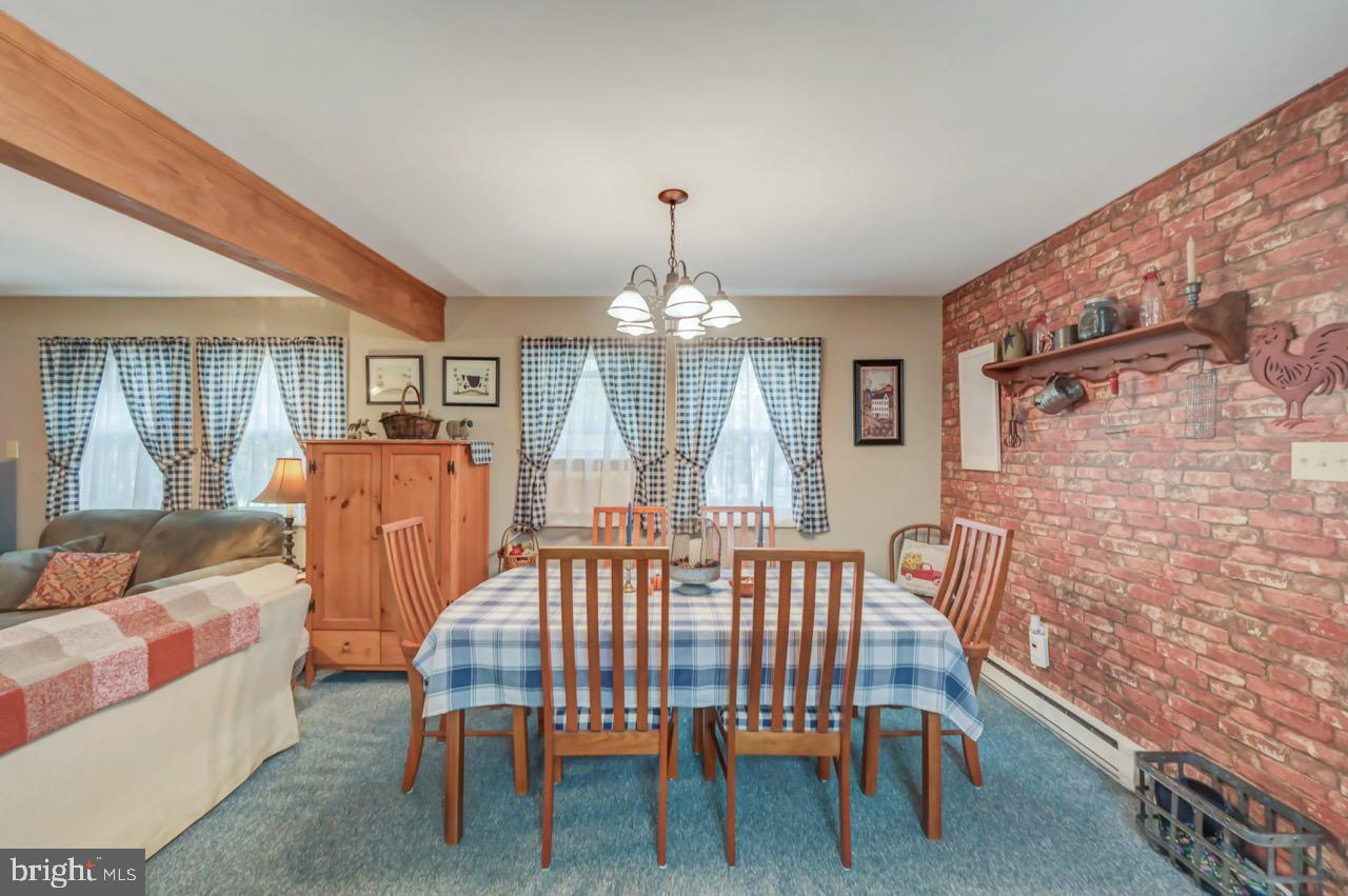 TOWAMENSING TRAILS - Residential