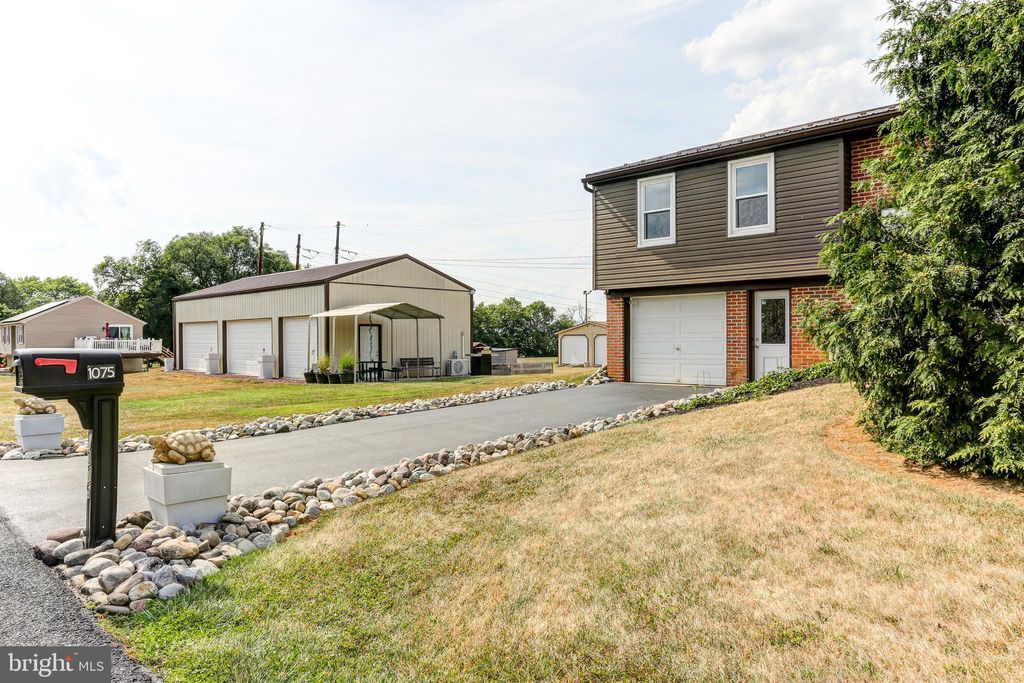 Photo of 1075 Stellar Drive, Mount Joy, PA 17552 (MLS # PALA2053754)