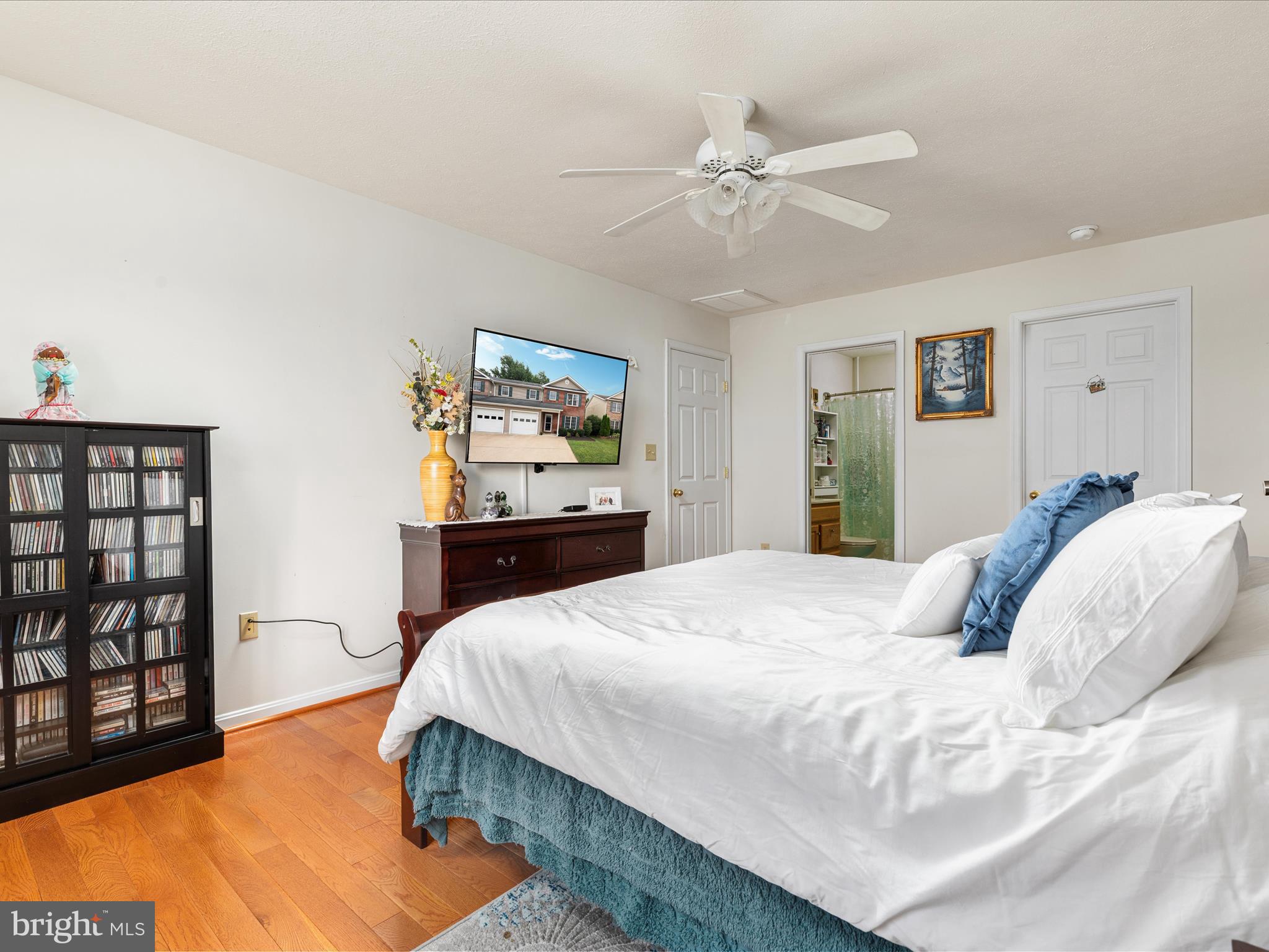 ACADEMY MANOR - Residential Lease