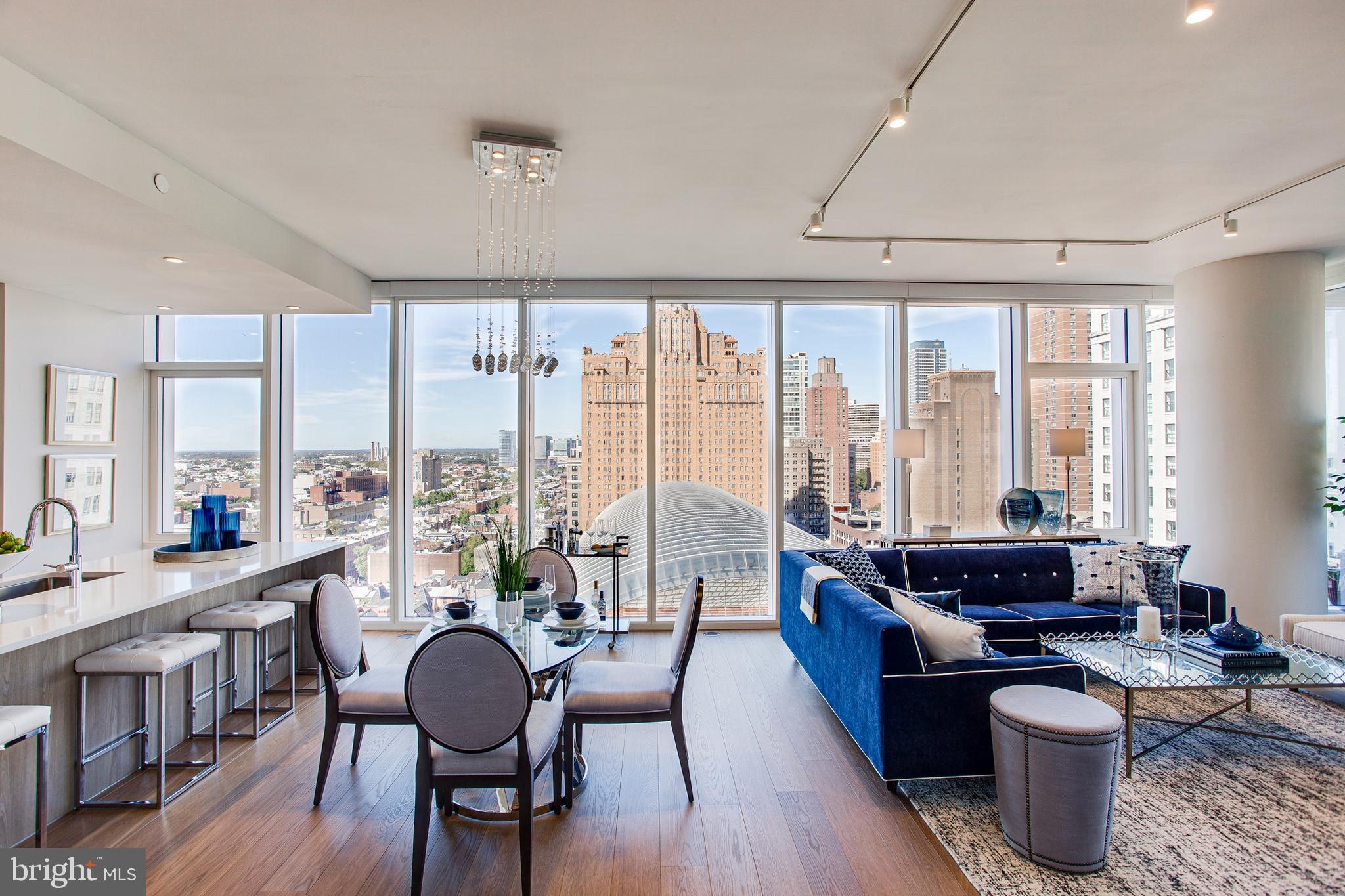 AVENUE OF THE ARTS - Residential