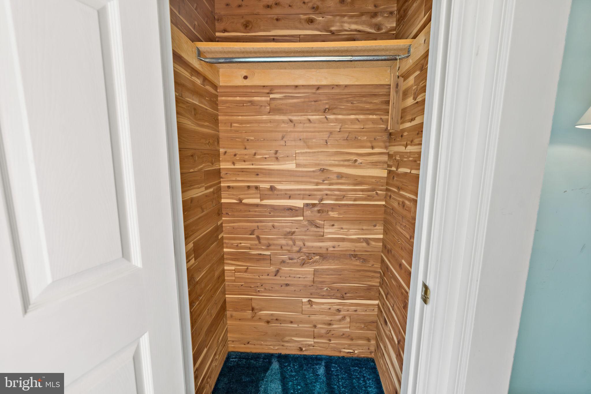 HORSESHOE BEND - Residential