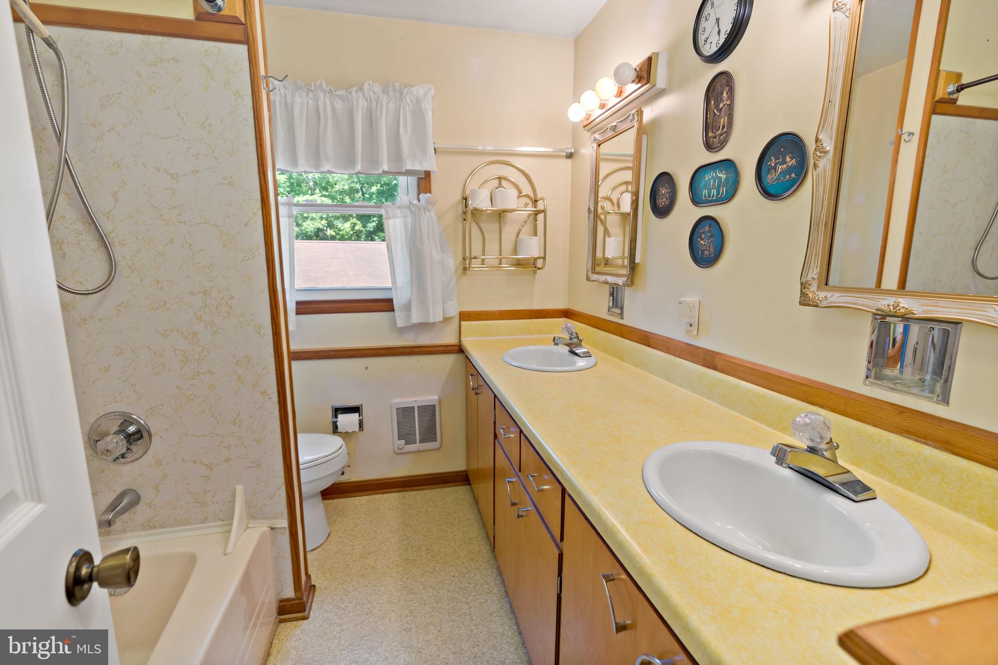 HORSESHOE BEND - Residential