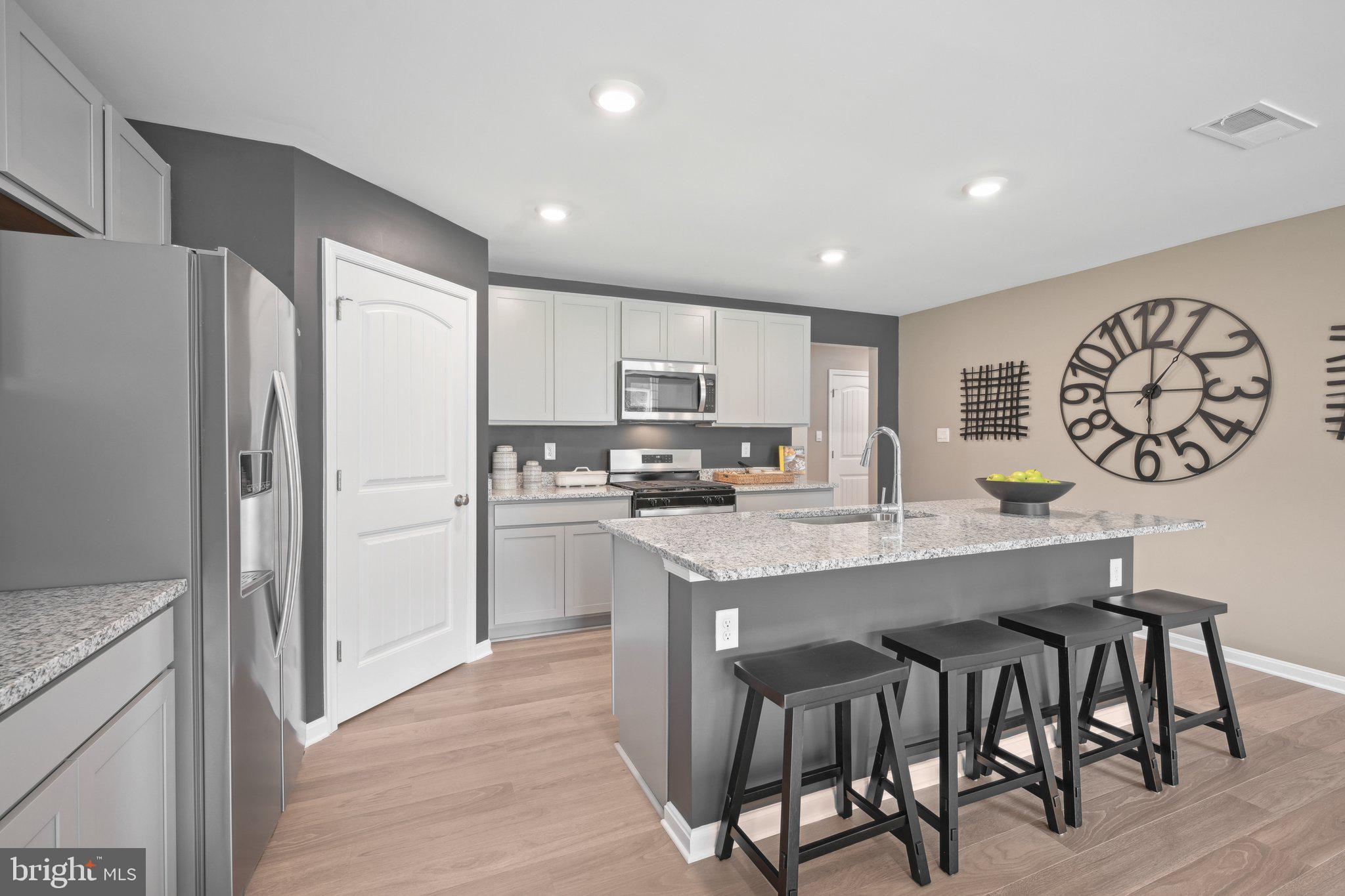 MAGNOLIA ESTATES - Residential