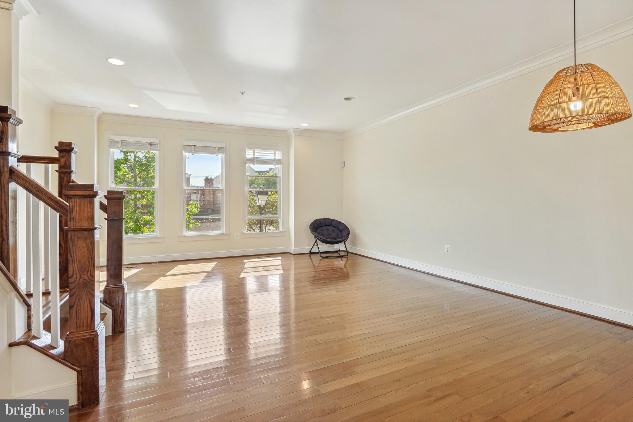 OLD TOWN COMMONS - Residential Lease