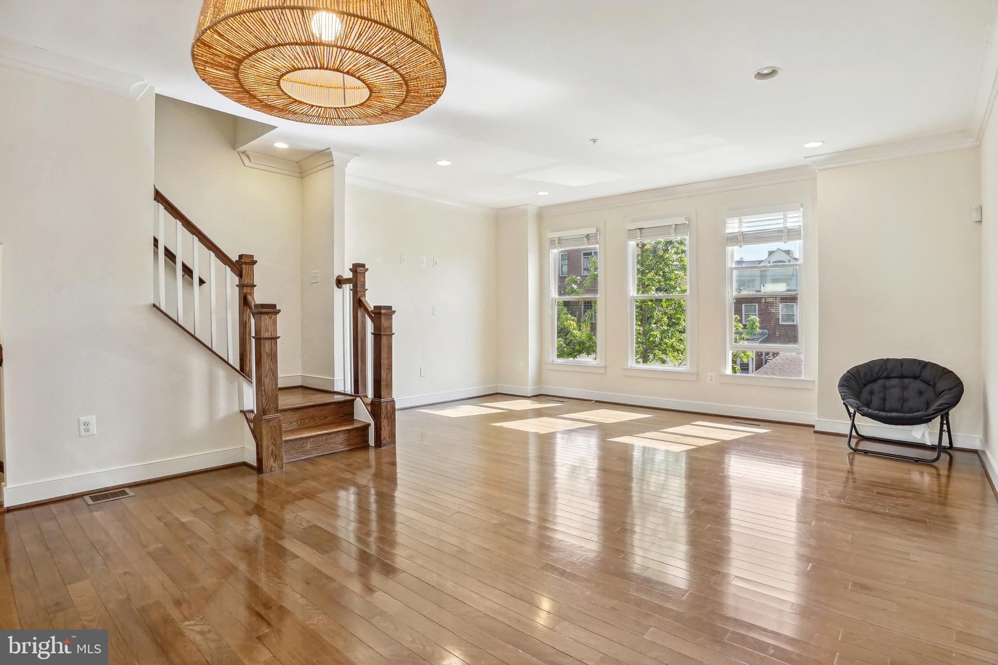 OLD TOWN COMMONS - Residential Lease