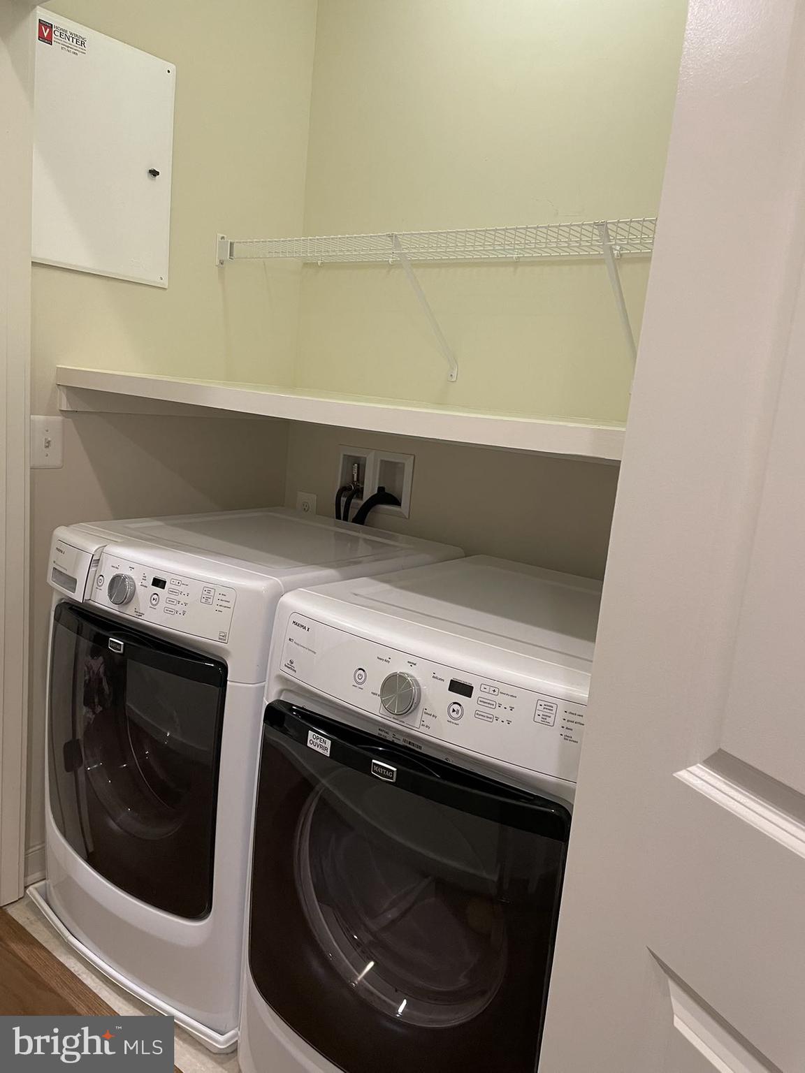 OLD TOWN COMMONS - Residential Lease