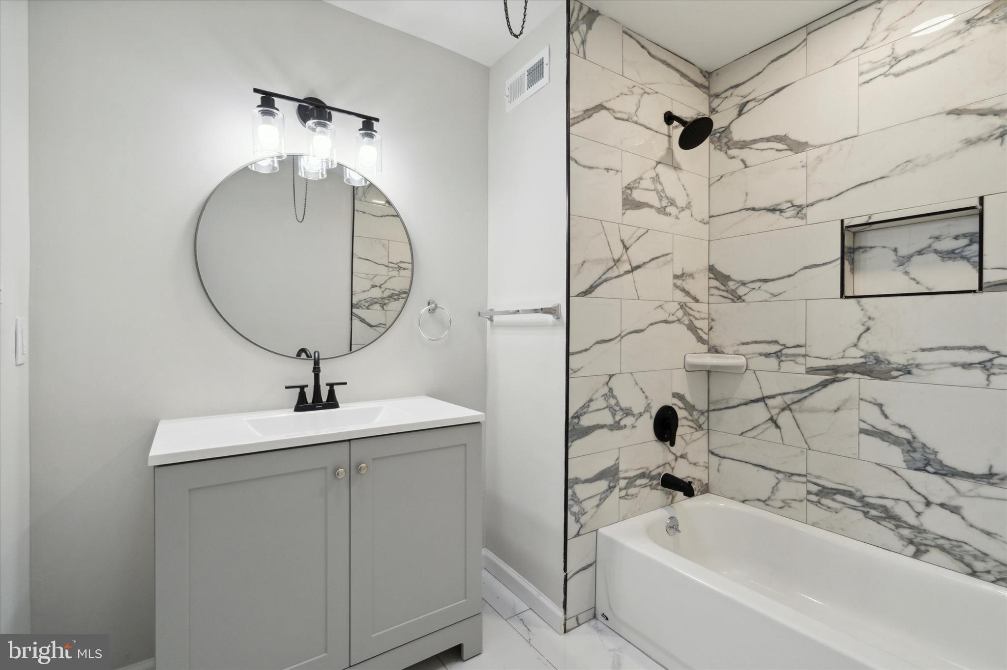 WEST OAK LANE - Residential