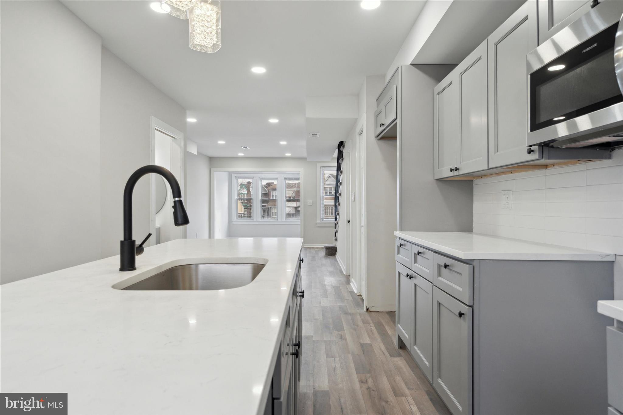 WEST OAK LANE - Residential