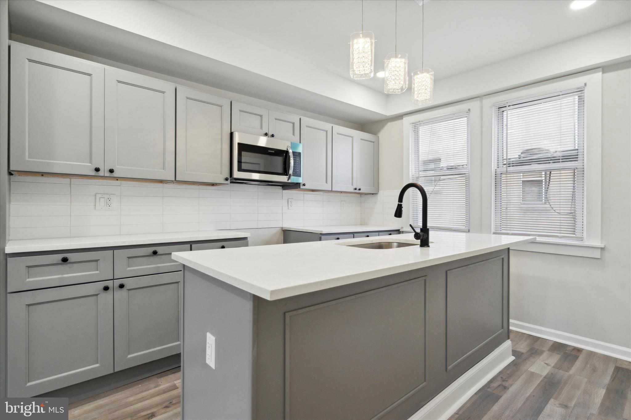 WEST OAK LANE - Residential