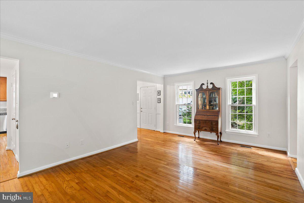 RESTON - Residential Lease