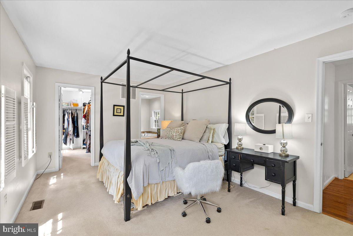 RESTON - Residential Lease