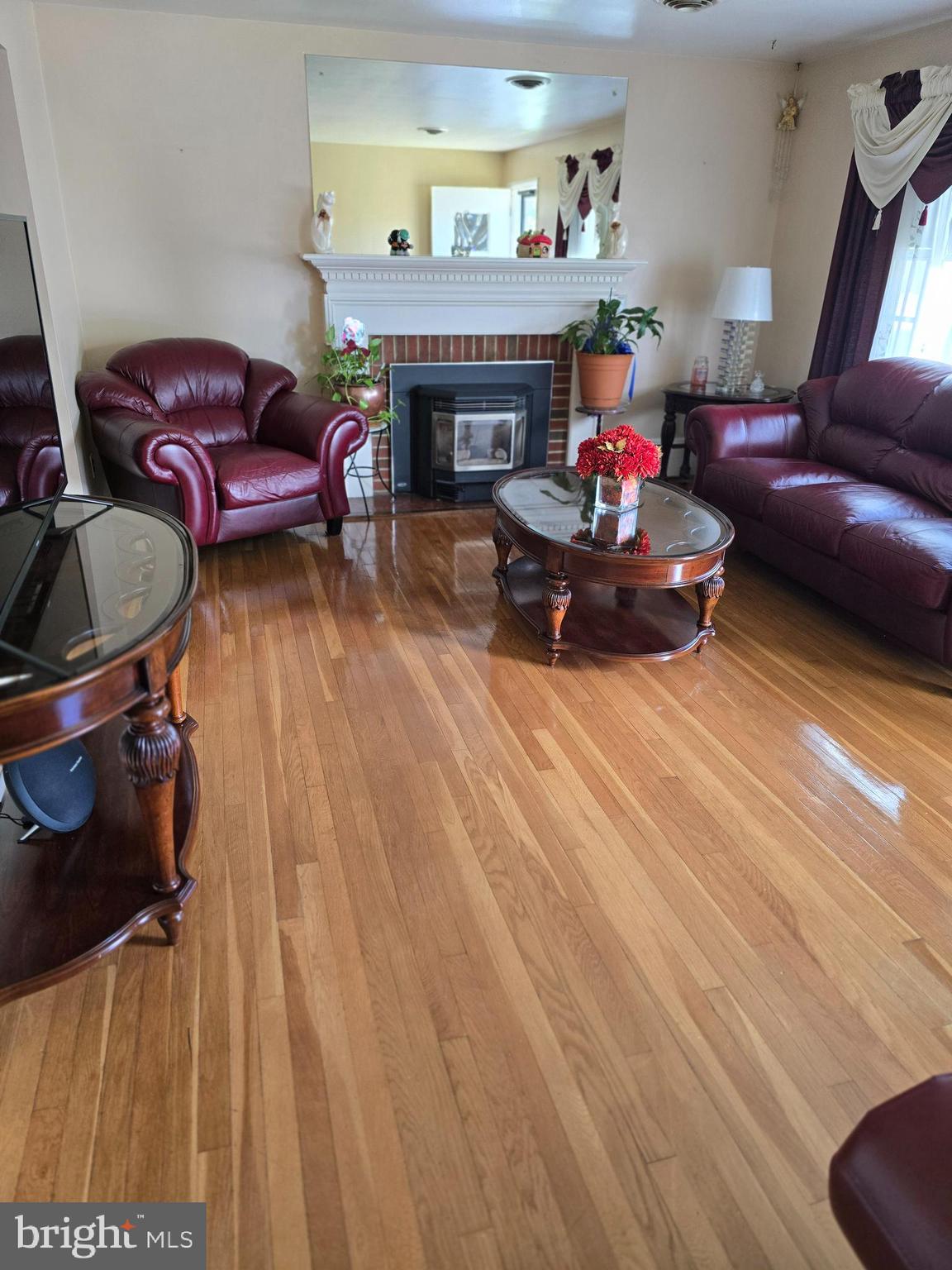 EARNSHAW HEIGHTS - Residential