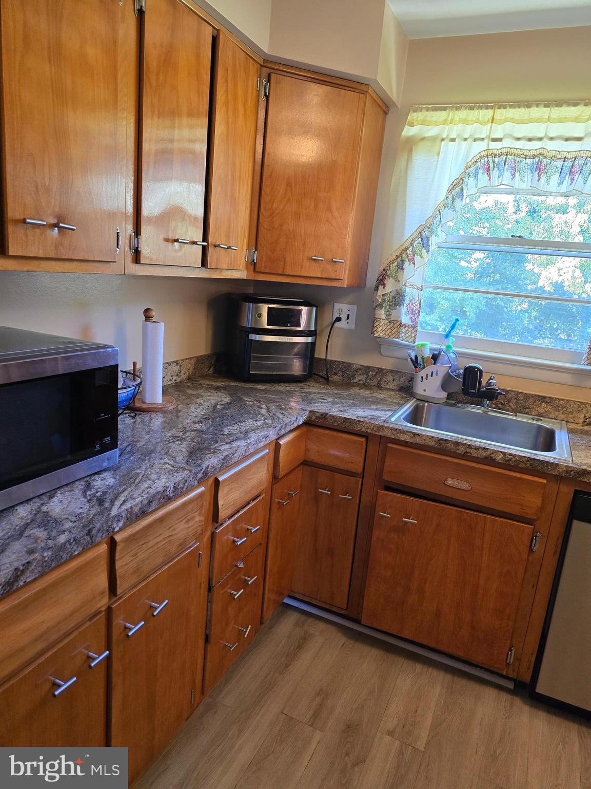 EARNSHAW HEIGHTS - Residential