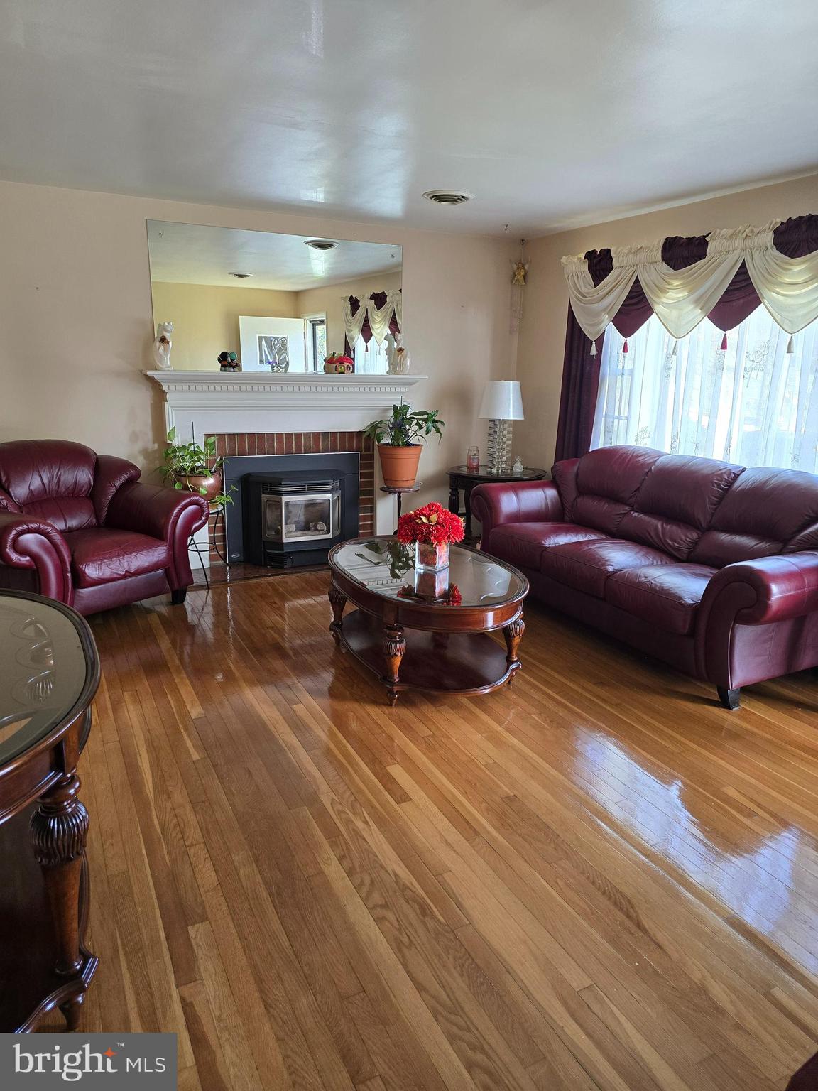 EARNSHAW HEIGHTS - Residential