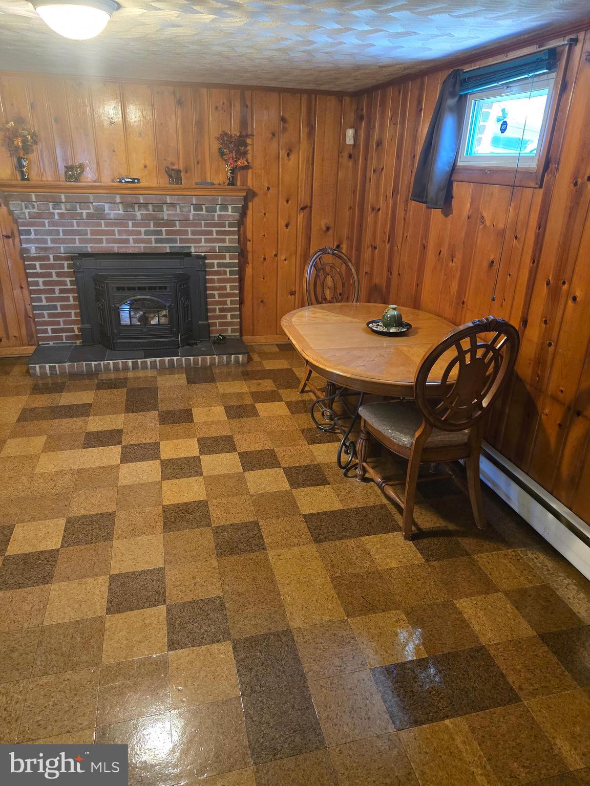 EARNSHAW HEIGHTS - Residential