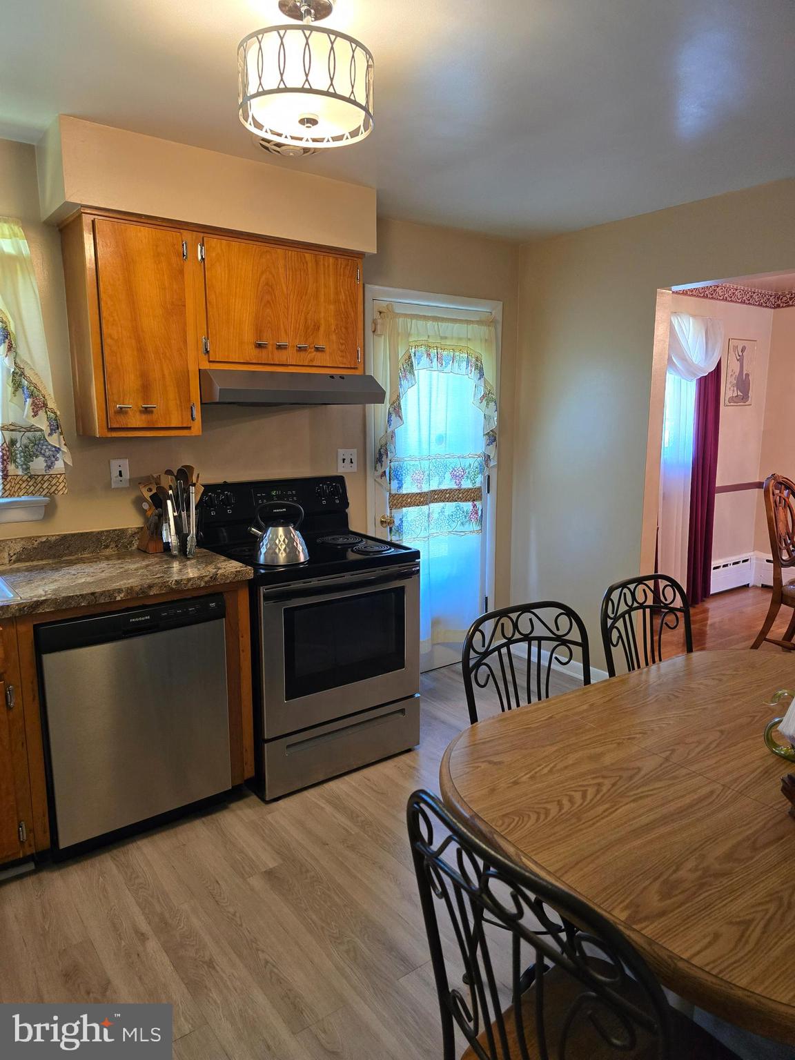 EARNSHAW HEIGHTS - Residential