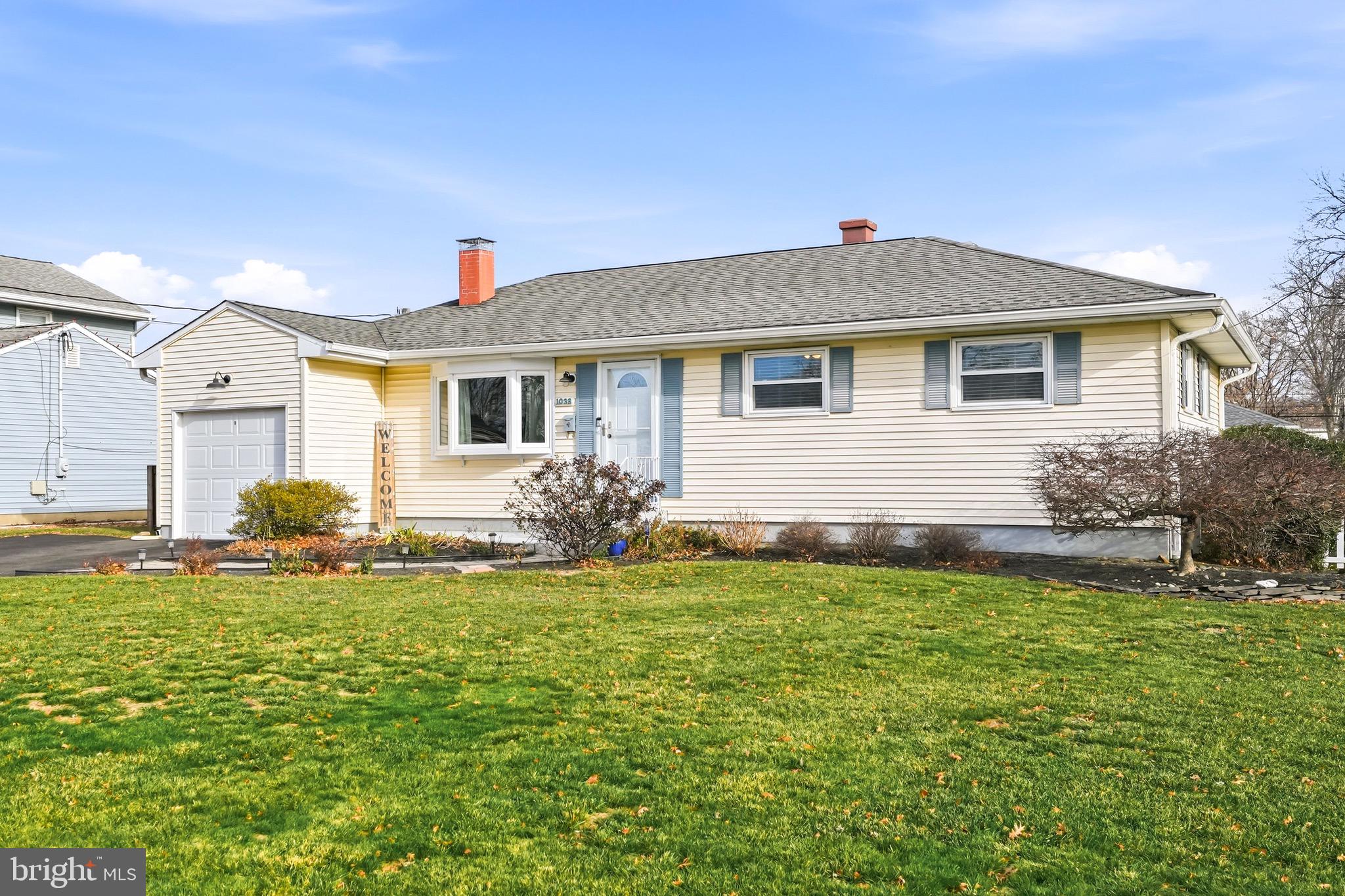 1038 ESTATES BOULEVARD