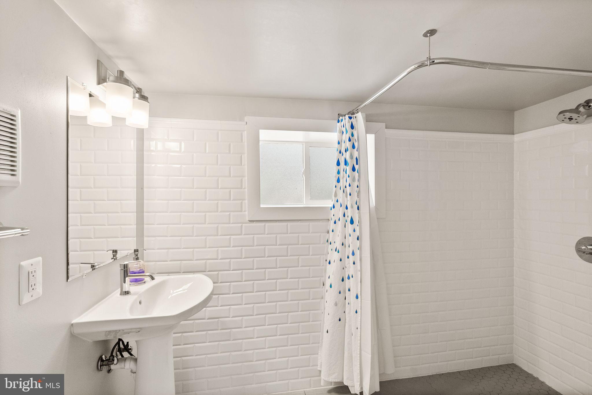 BRIGHTWOOD - Residential