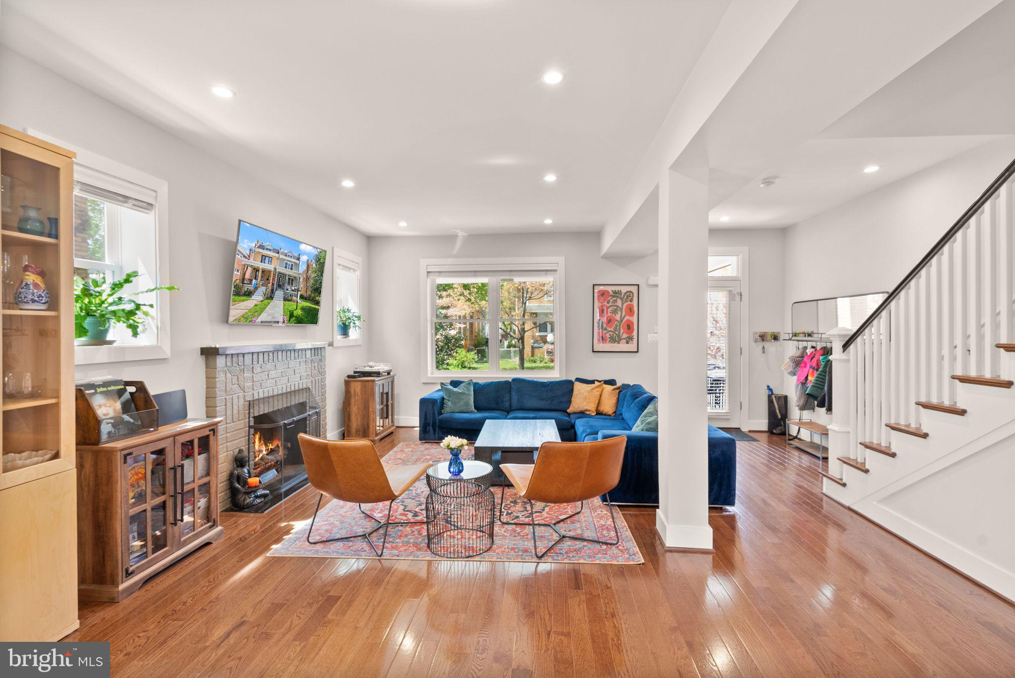 BRIGHTWOOD - Residential