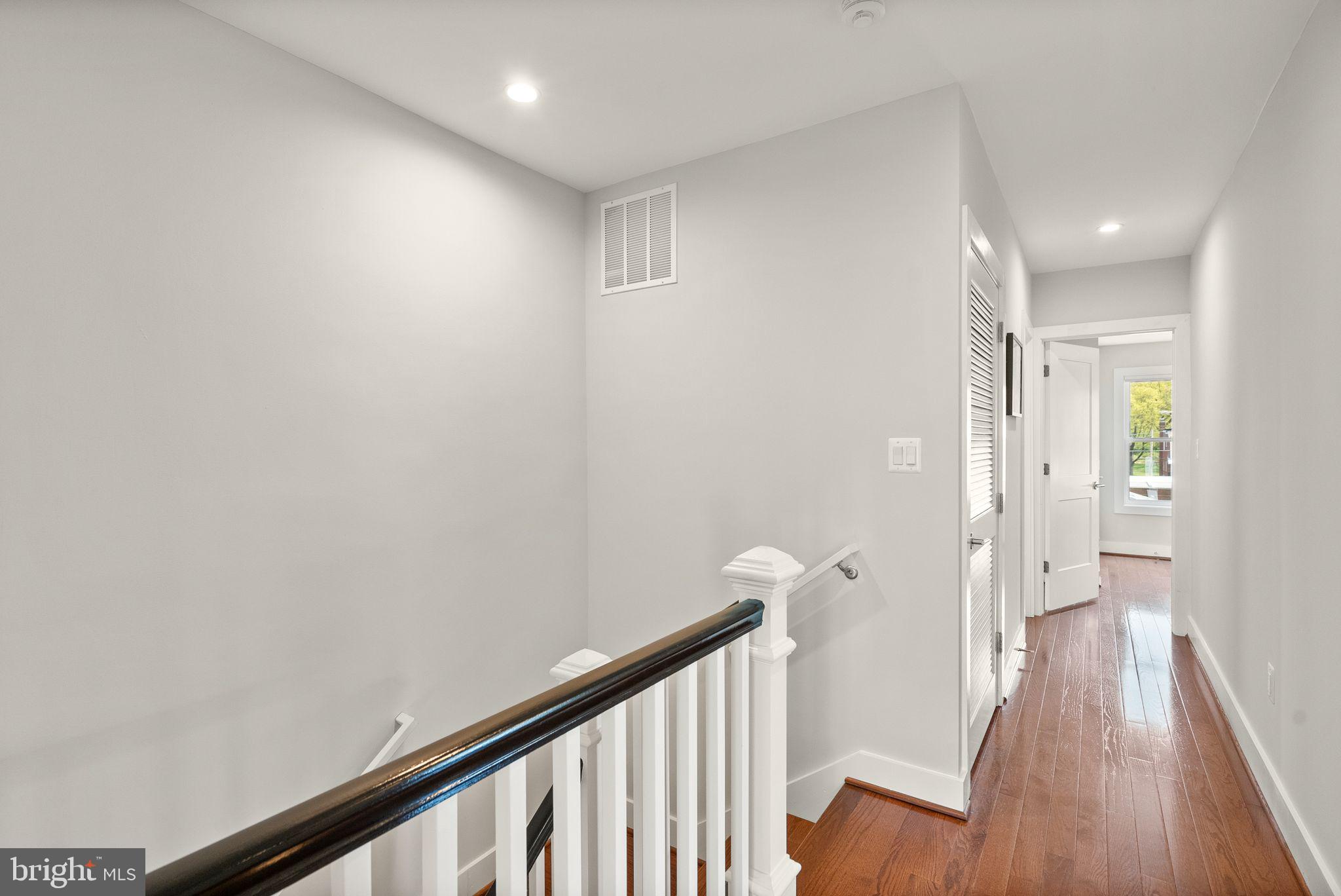 BRIGHTWOOD - Residential