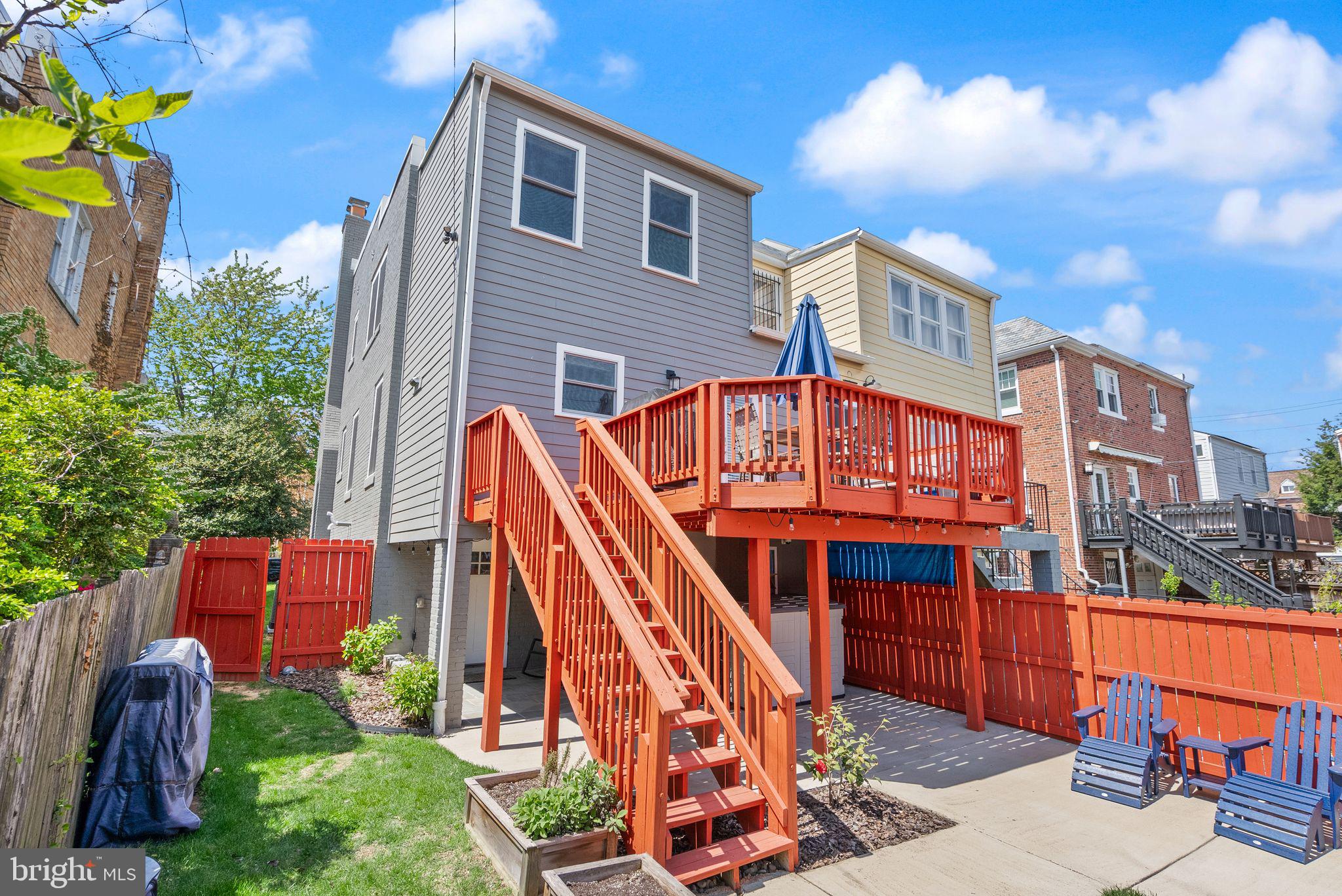 BRIGHTWOOD - Residential