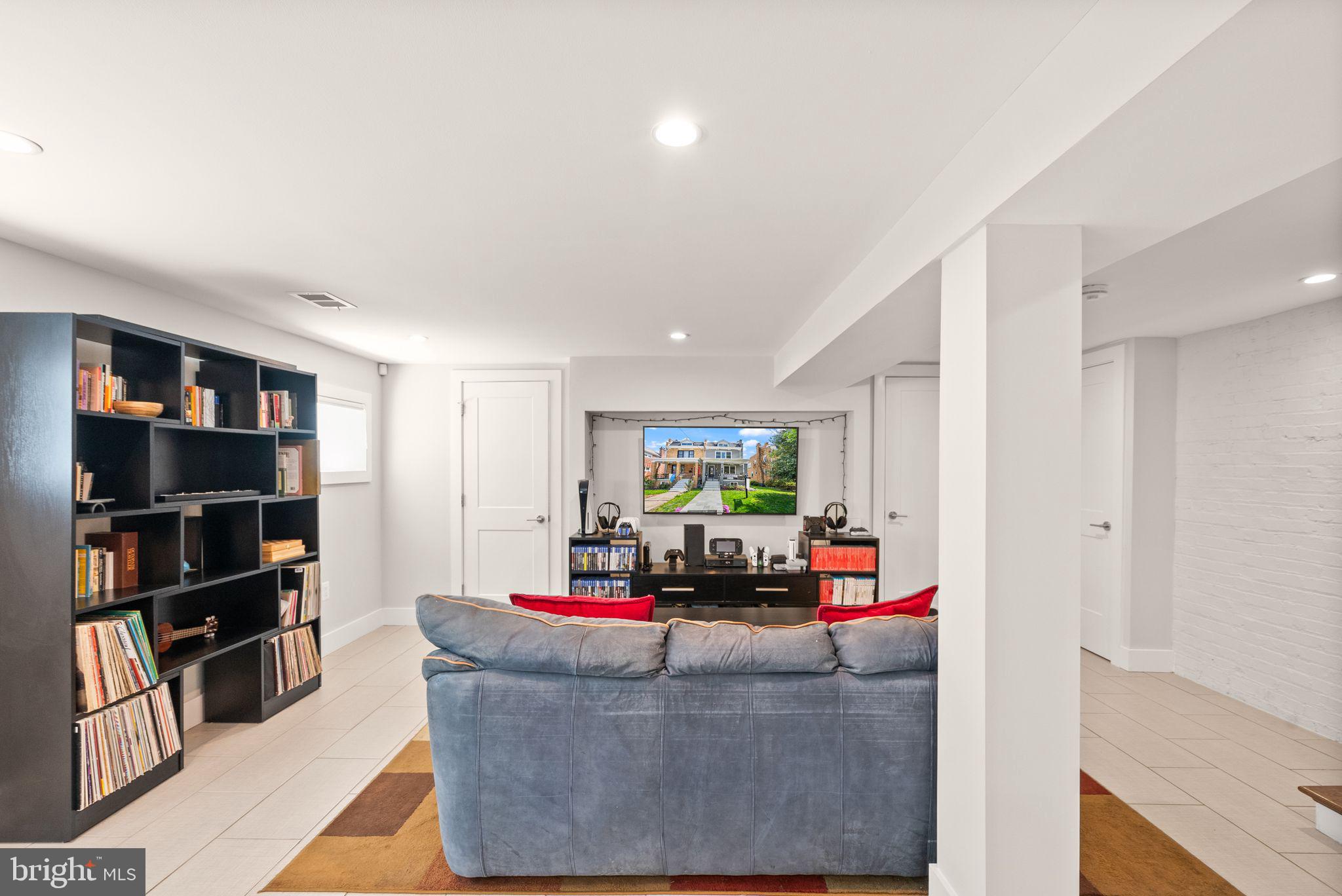 BRIGHTWOOD - Residential