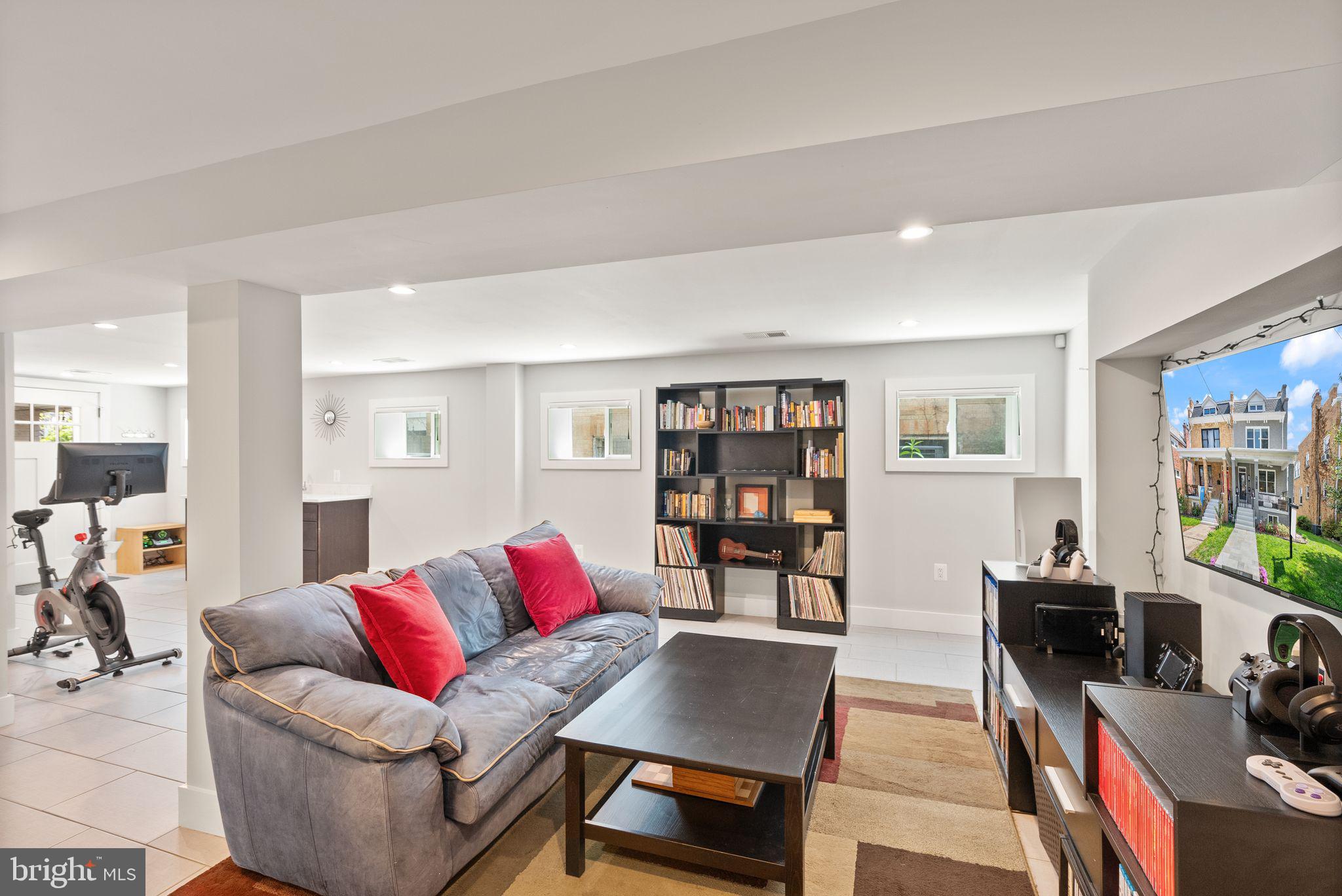 BRIGHTWOOD - Residential