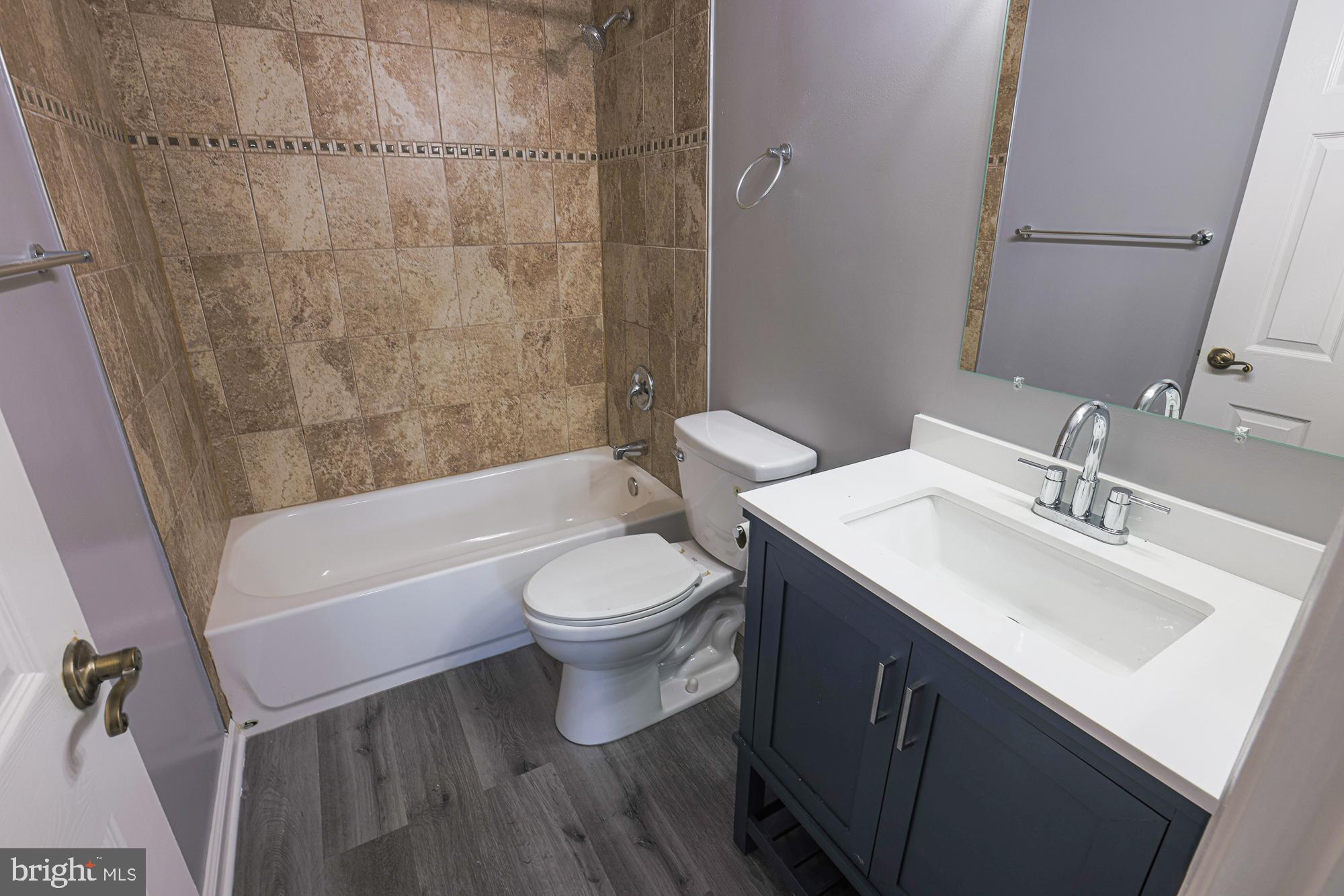 SILVER CREEK - Residential