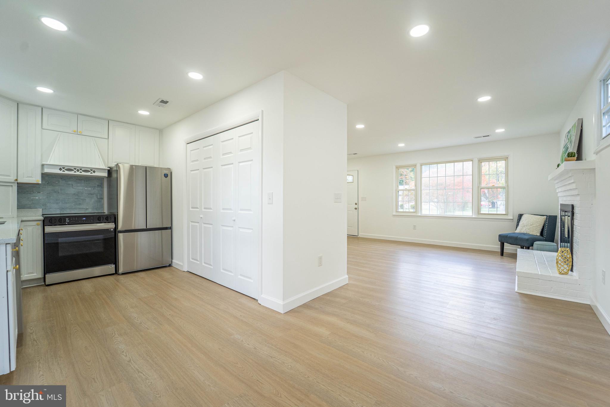 SELBY ON THE BAY - Residential