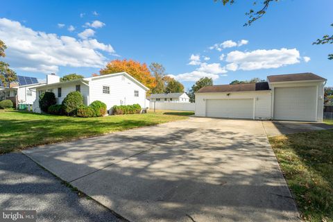 865 HILLSIDE AVENUE EDGEWATER MD 21037