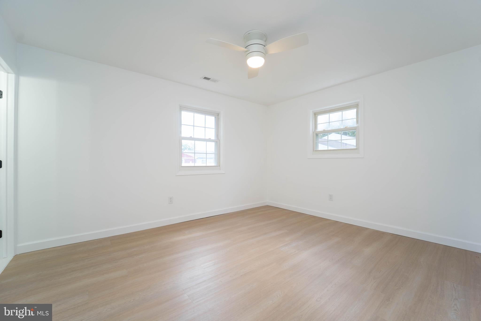 SELBY ON THE BAY - Residential