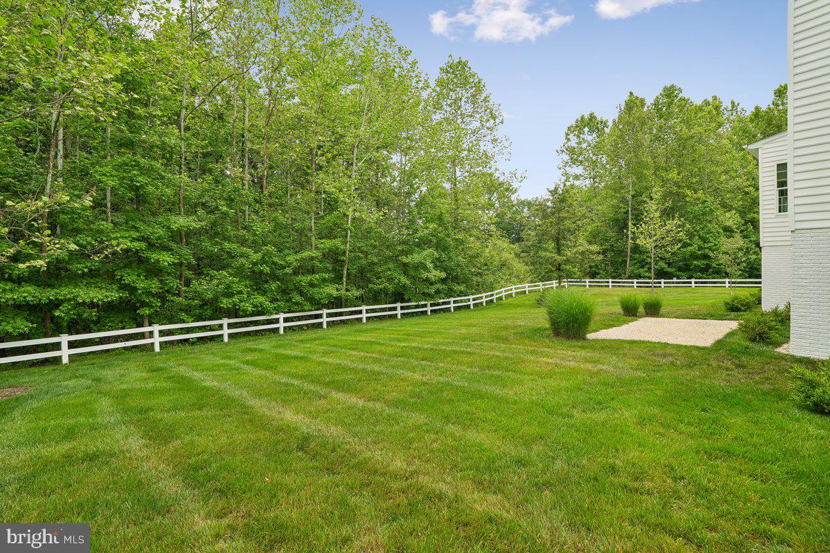 FAIRVIEW MANOR - Residential