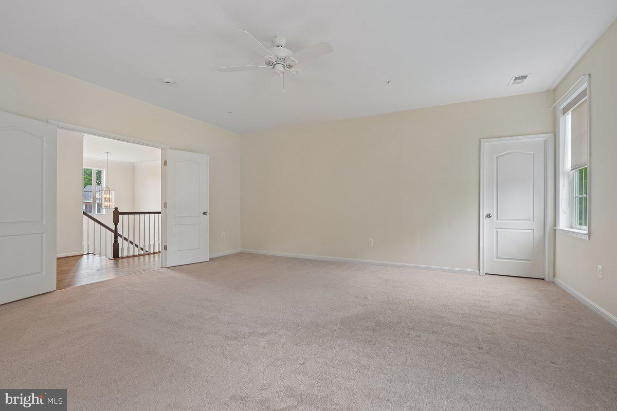 FAIRVIEW MANOR - Residential