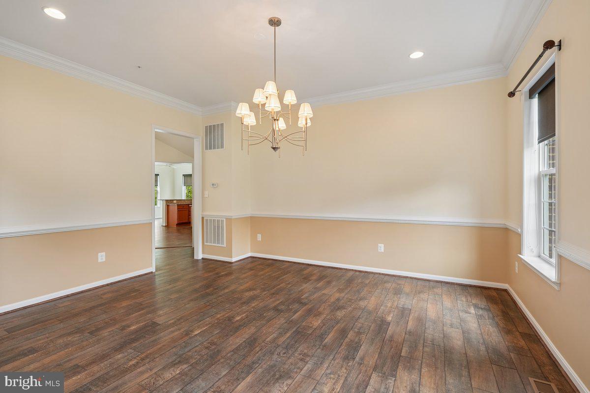 FAIRVIEW MANOR - Residential