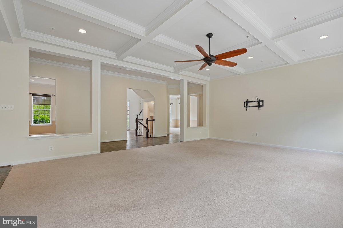 FAIRVIEW MANOR - Residential